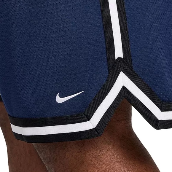 Nike DNA Dri-FIT 8" Basketball Shorts,moisture wick,zip pocket,drawstring waist - Picture 7 of 7
